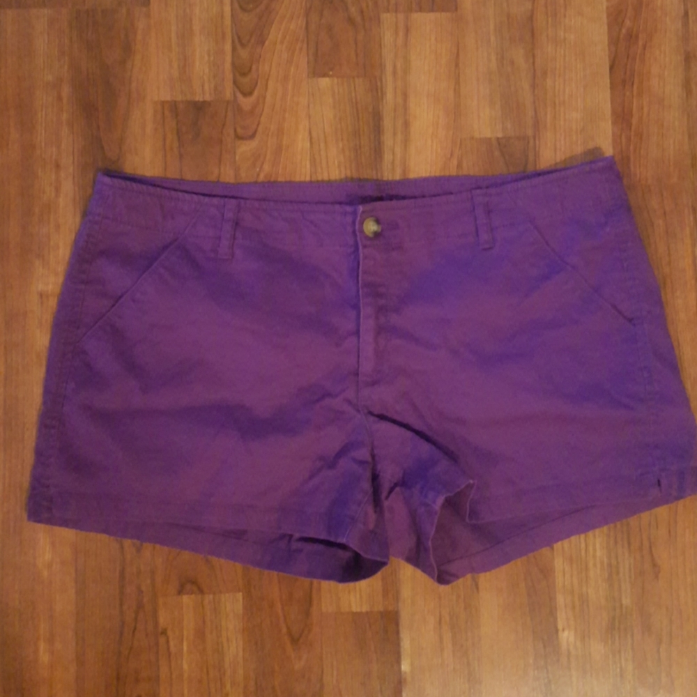 Arizona Purple shorts